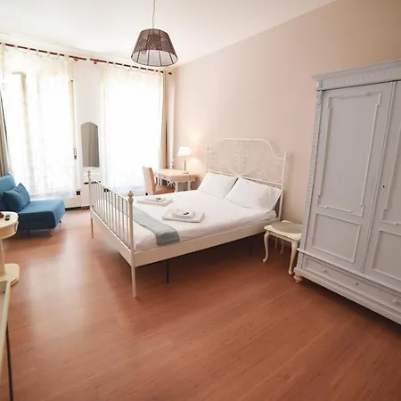 Апартаменты Barcolana Триест